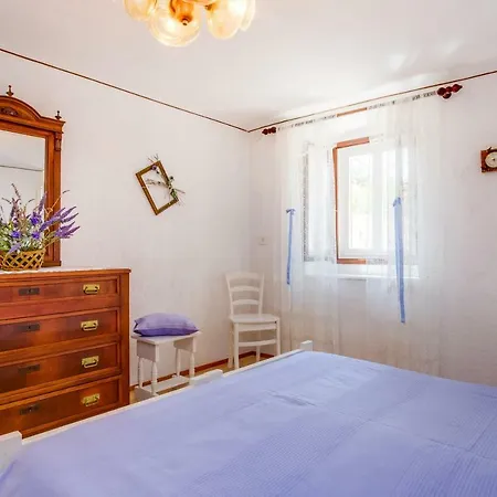 Carmen Veli Lošinj